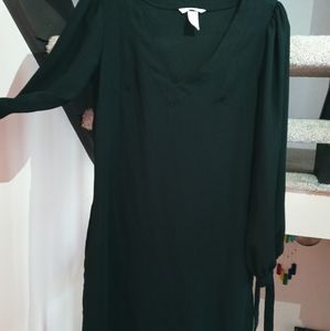 H & M long sleeved minidress